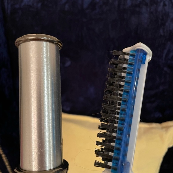 One Style hair styling tool - Picture 3 of 4